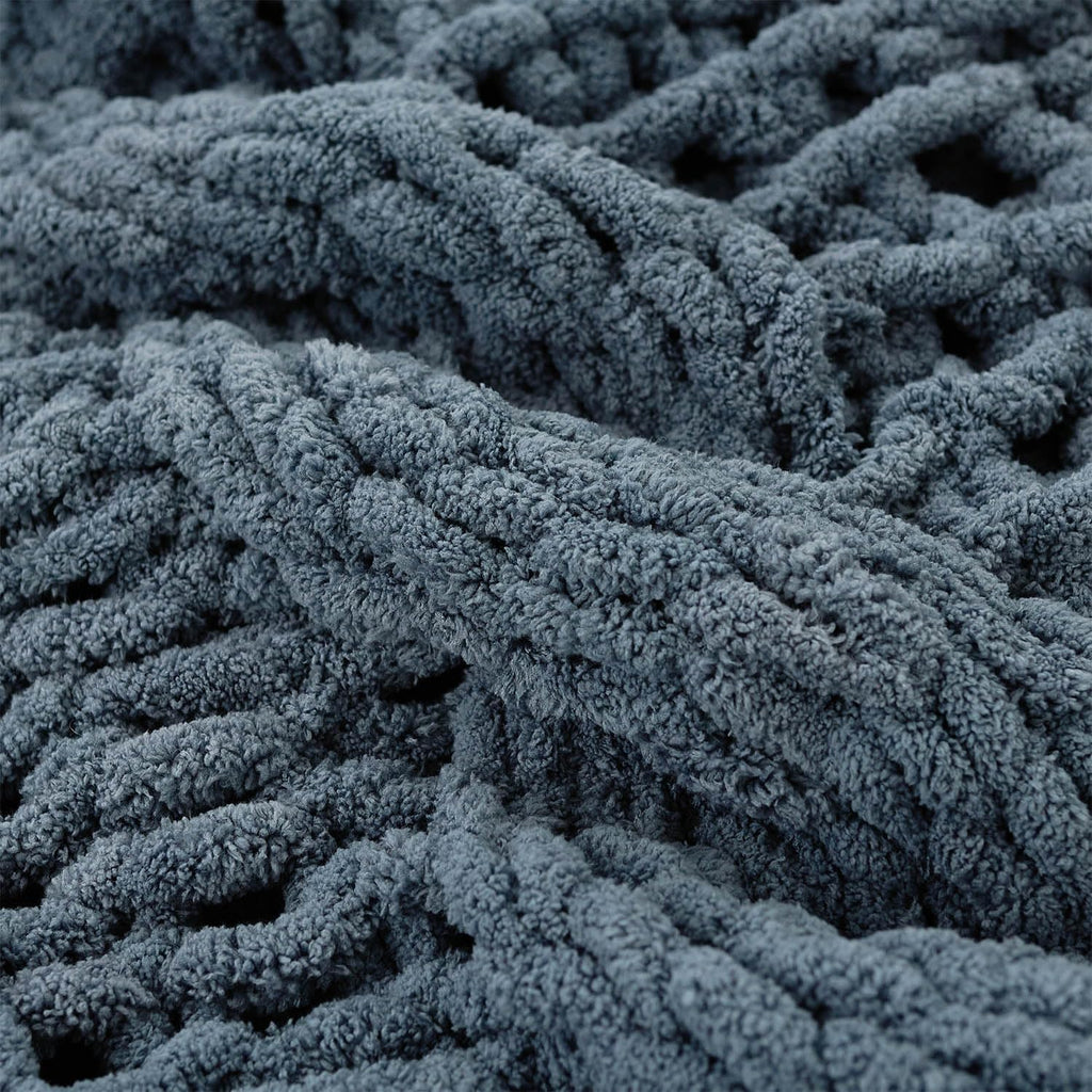 Esterra Chunky Knit Blanket Throw 50"x60", 100% Hand Knitted Chenille Throw Blanket, Cozy Soft Thick Cable Knit Throw Large Rope Knot Crochet Throw Blanket for Sofa Couch Bed, Blue Mirage