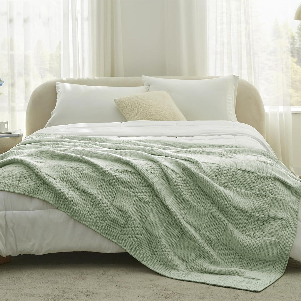 Amélie Home Chenille Knit Throw Blanket for Couch, Checkered Texture Decorative Soft Blanket for Sofa, Bed & Living Room, 50"x60", Sage Green