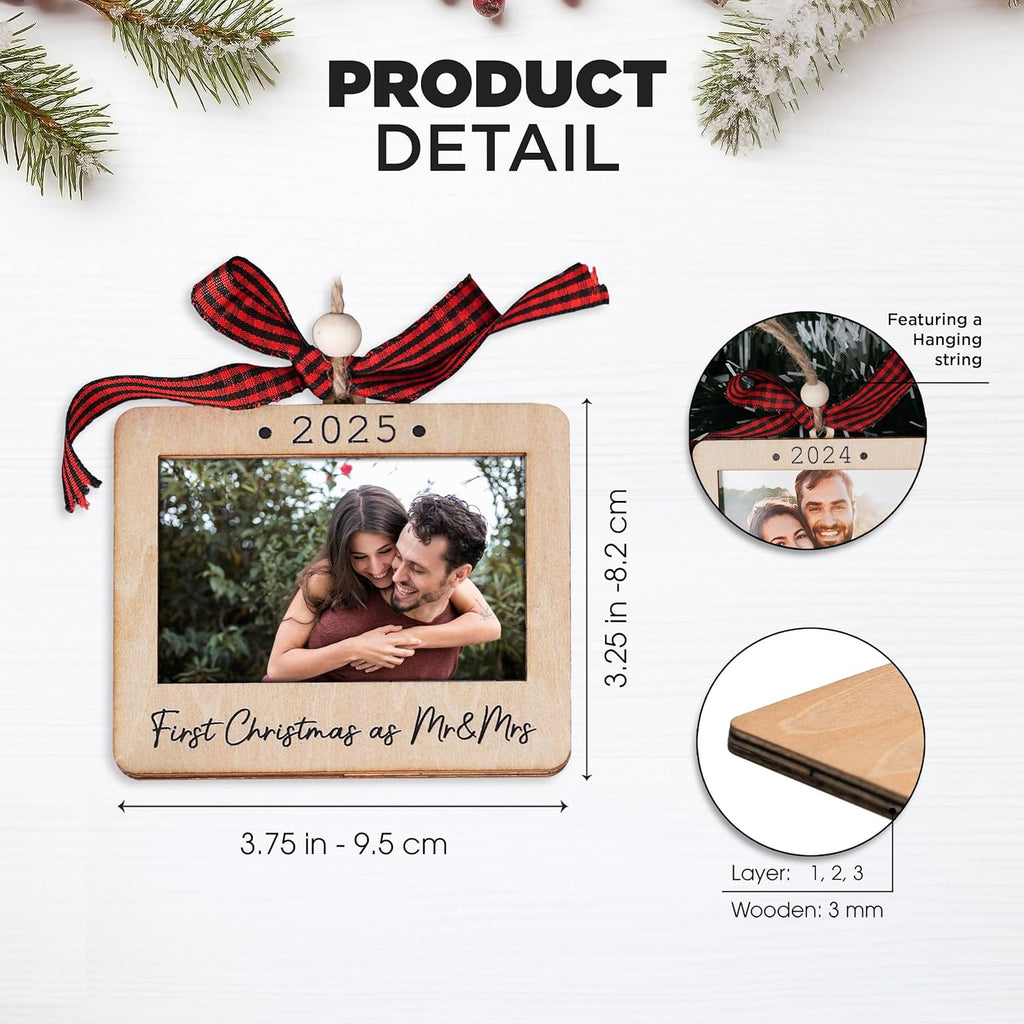 Christmas Photo Frame Ornament, 2025 Ornament, Wooden Picture Frame Ornaments With Hanging String (2025 Mr & Mrs (Landscape))