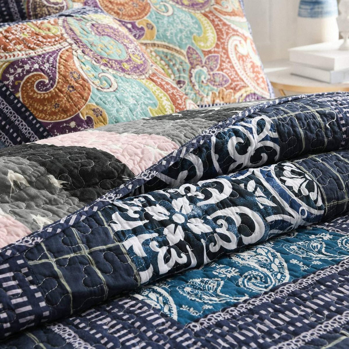 NEWLAKE Cotton Patchwork Bedspread, 3-Piece Bedding Quilt Set with Real Stitched Embroidery, Reversible Matelasse Bed Coverlet Set,Vintage Flowery Grid,King Size