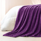 Exclusivo Mezcla Striped Fleece Throw Blanket - Image 6