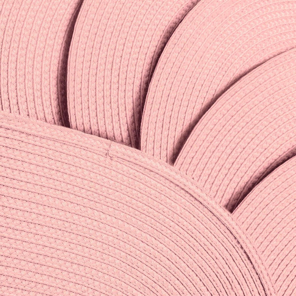 AHHFSMEI Placemats Set of 4 for Dining Table Washable Woven Vinyl Non-Slip 18x12 inches Placemat Heat-Resistant Durable Table Mats for Dining Table Easy to Clean(Pink 4)