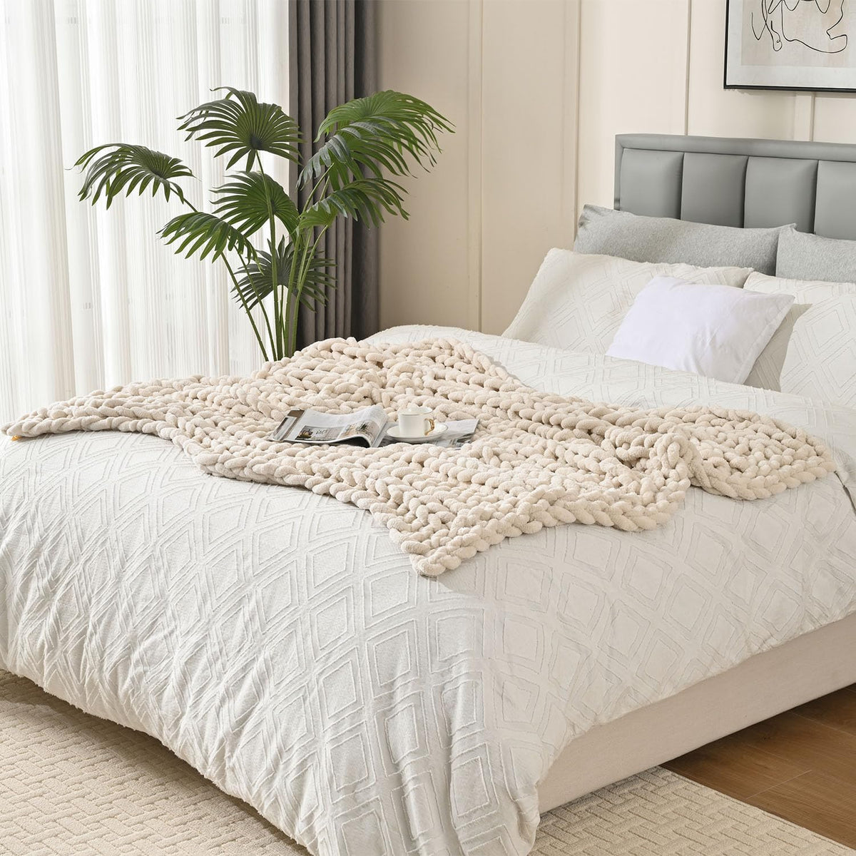 Esterra Chunky Knit Blanket Throw, 100% Handmade Chenille Throw Blanket 50"x60", Soft Thick Yarn Cable Knit Crochet Throw Blanket Rope Knot Throw for Couch Bed Sofa, Apricot White