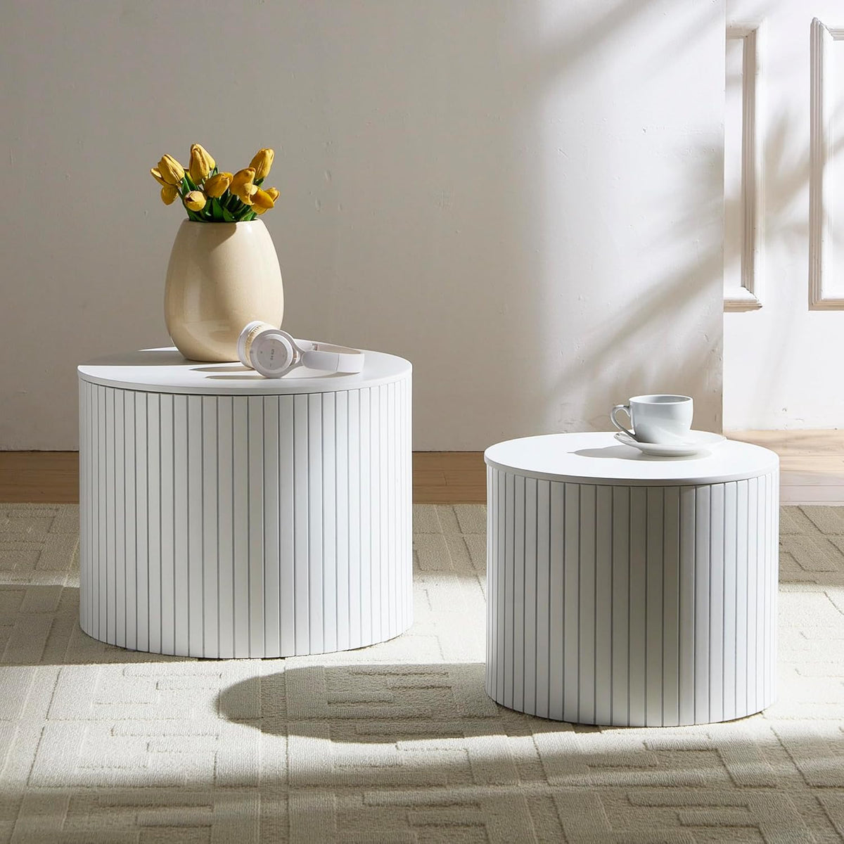 Nesting Cofee Tables Set of 2 with Storage, Modern Round Wooden Coffee Table Circle Side Tables Accent Walnut Table for Living Room, Small Spaces, Bedroom,Balcony, Office(19.17" White)