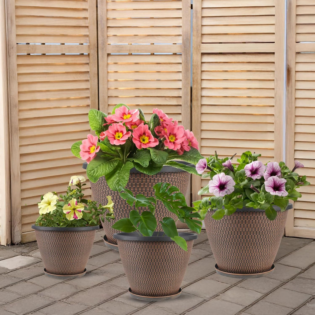 16 inch Plant Pots, Large Planters for Outdoor Plants Set of 4, Round Plastic Flower Pots with Drainage Holes & Trays, Modern Decorative Indoor Garden Pot, Plant Container for House (Black Copper)