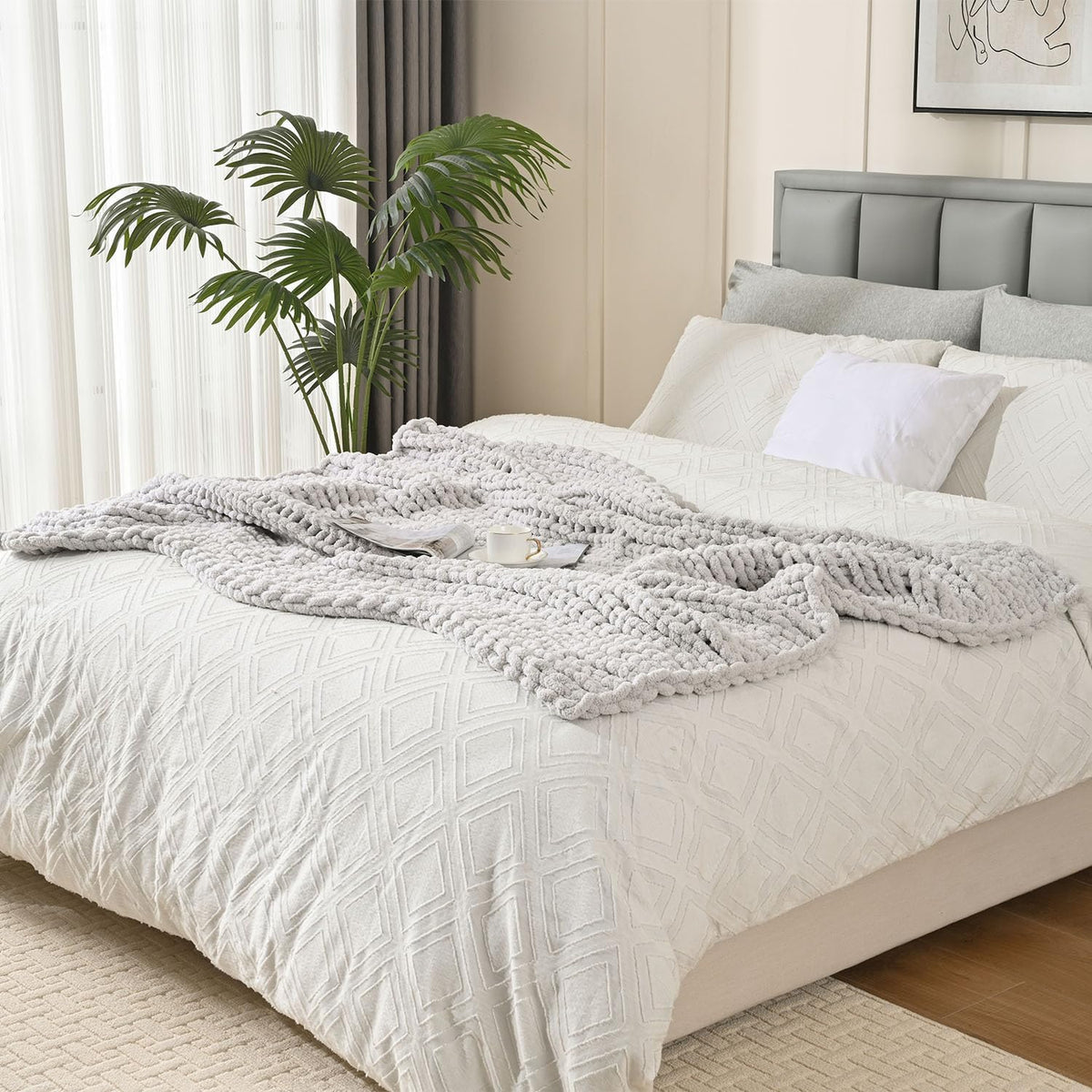 Esterra 100% Hand Knitted Chenille Throw Blanket, Cozy Soft Thick Cable Knit Throw, 40x50 Inches, Light Gray