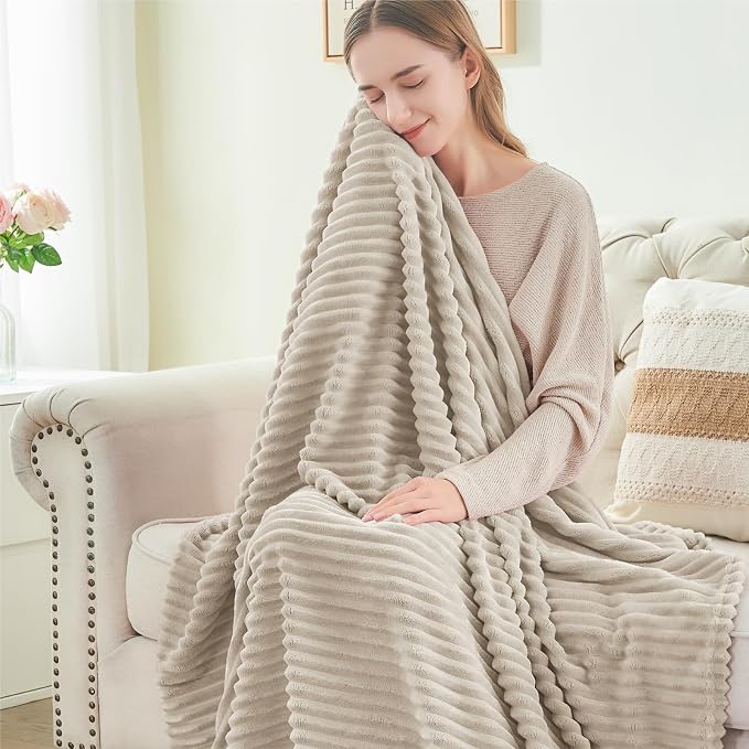 BEDELITE 3D Ribbed Jacquard Linen Fleece Twin Blanket - Image 3