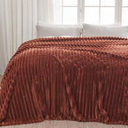 NEWCOSPLAY Fleece Ribbed Cozy Throw Blanket - Image 9