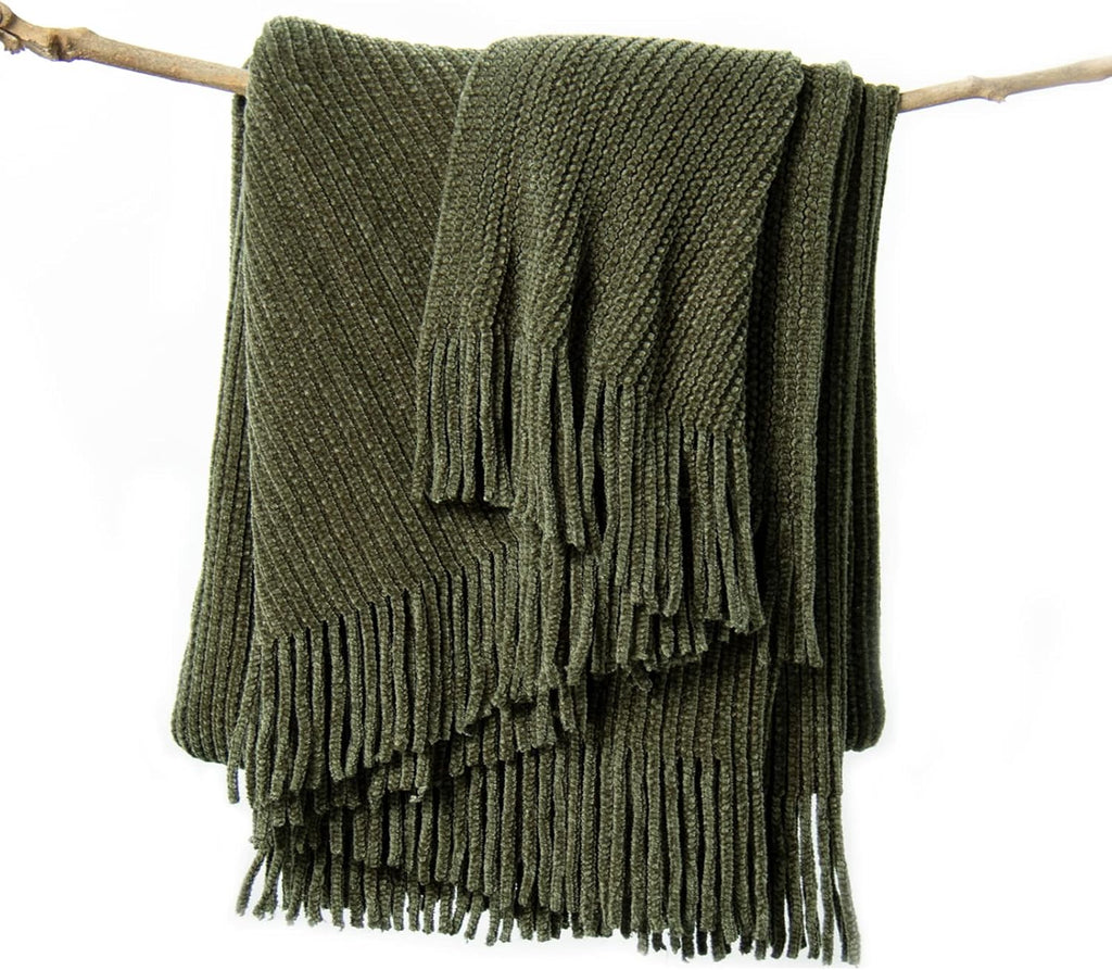 lifein Throw Blanket for Couch, Soft Green Boho Decor Bed Throw,Cozy Knitted Chenille Farmhouse Lightweight Throw for Spring(Olive Green,50 * 60")