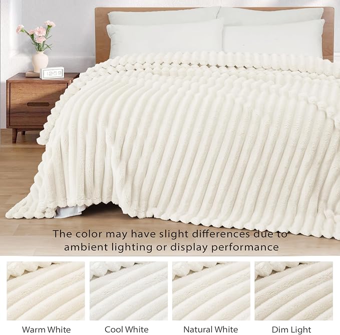 Exclusivo Mezcla Striped Twin Size Fleece Blanket - Image 3