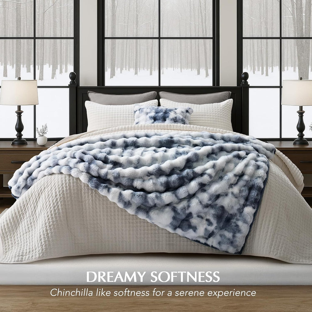 EVERGRACE Ultra Soft Luxury Fluffy Ridgeline Faux Rabbit Fur Throw Blanket, Thick Warm Bubble Throw for Bed, Cozy Plush Reversible Blankets for Couch, Chair, Sofa, Cloud Blue, 50x60 Inches, 870 GSM