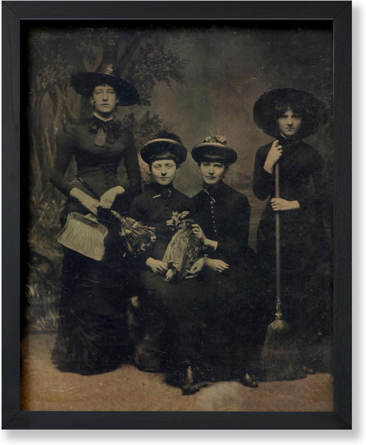Poster Master Vintage Four Witches Coven Poster - Retro Witches Print - Witchcraft Art - Halloween Art - Gift for Men & Women - Gothic Decor for Living Room, Bedroom or Dorm - 11x14 UNFRAMED Wall Art