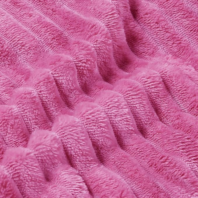 BEDELITE 3D Ribbed Jacquard Hot Pink King Size Blanket - Image 3