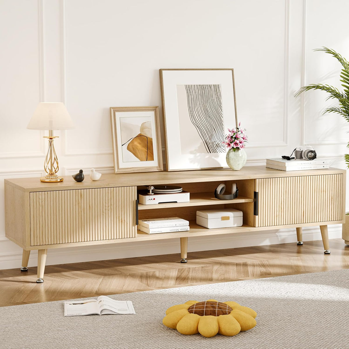 Mid Century TV Stand, Modern TV Console for TVs up to 70 Inches, Entertainment Center with Storage, TV and Media Consol, 62 Inch (Oak)