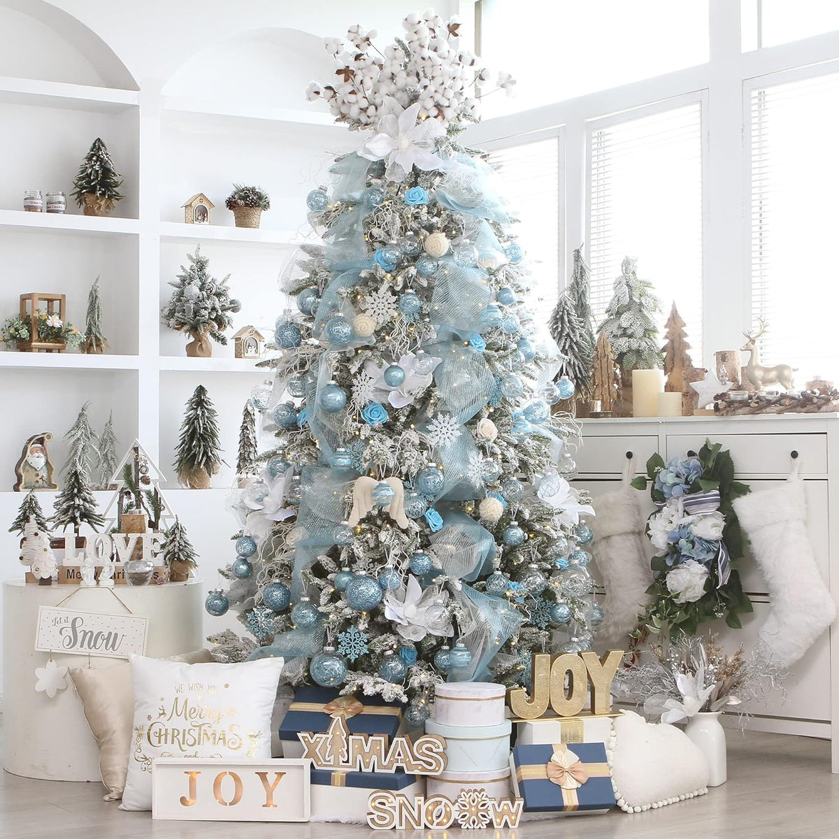 Sea Team Pack of 48 Shatterproof Clear Plastic Christmas Baubles Multi-Size Decorative Christmas Baubles with Stuffed Delicate Decorations (Babyblue)