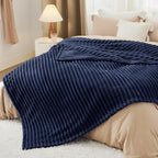 Bedsure Soft Queen Size Blanket - Image 7