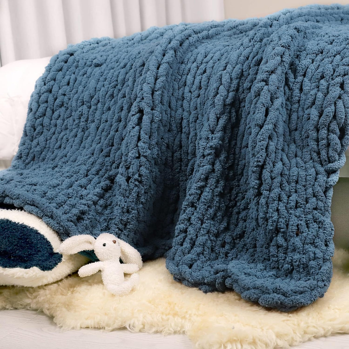 Carriediosa Chunky Knit Throw Blanket 60" X 80" Twin, 100% Hand Made Large Chenille Loop Yarn Soft Fluffy Throws for Couch Sofa Bed, Big Crochet Cozy Heavy Thick Cable Woven Blankets, Lyons Blue