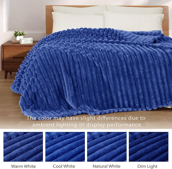 Exclusivo Mezcla Striped Queen Size Fleece Blanket - Image 3