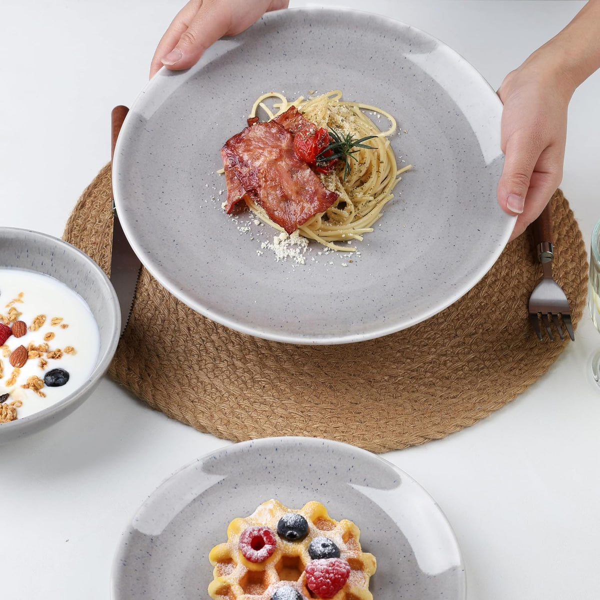 CQN&ZXD Ceramic Plates and Bowls Sets, 12 Pieces, Hand-Crafted Dishes set for 4 with Gradient Reactive-Glaze, Microwave & Dishwasher Safe Dinnerware Sets, Modern Style, Velvet Grey & Meteor Blue