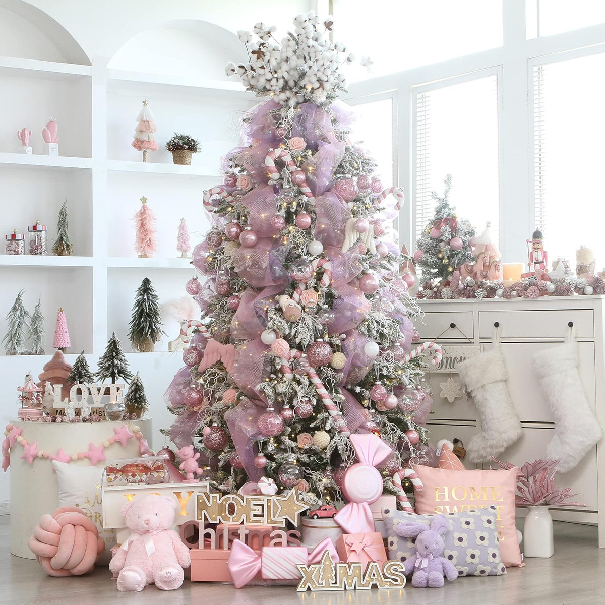 Sea Team 60mm/2.36" Shatterproof Clear Plastic Christmas Tree Ball Ornaments Set, Decorative Hanging Transparent Xmas Baubles with Stuffed Delicate Decorations (30 Counts, Pink)
