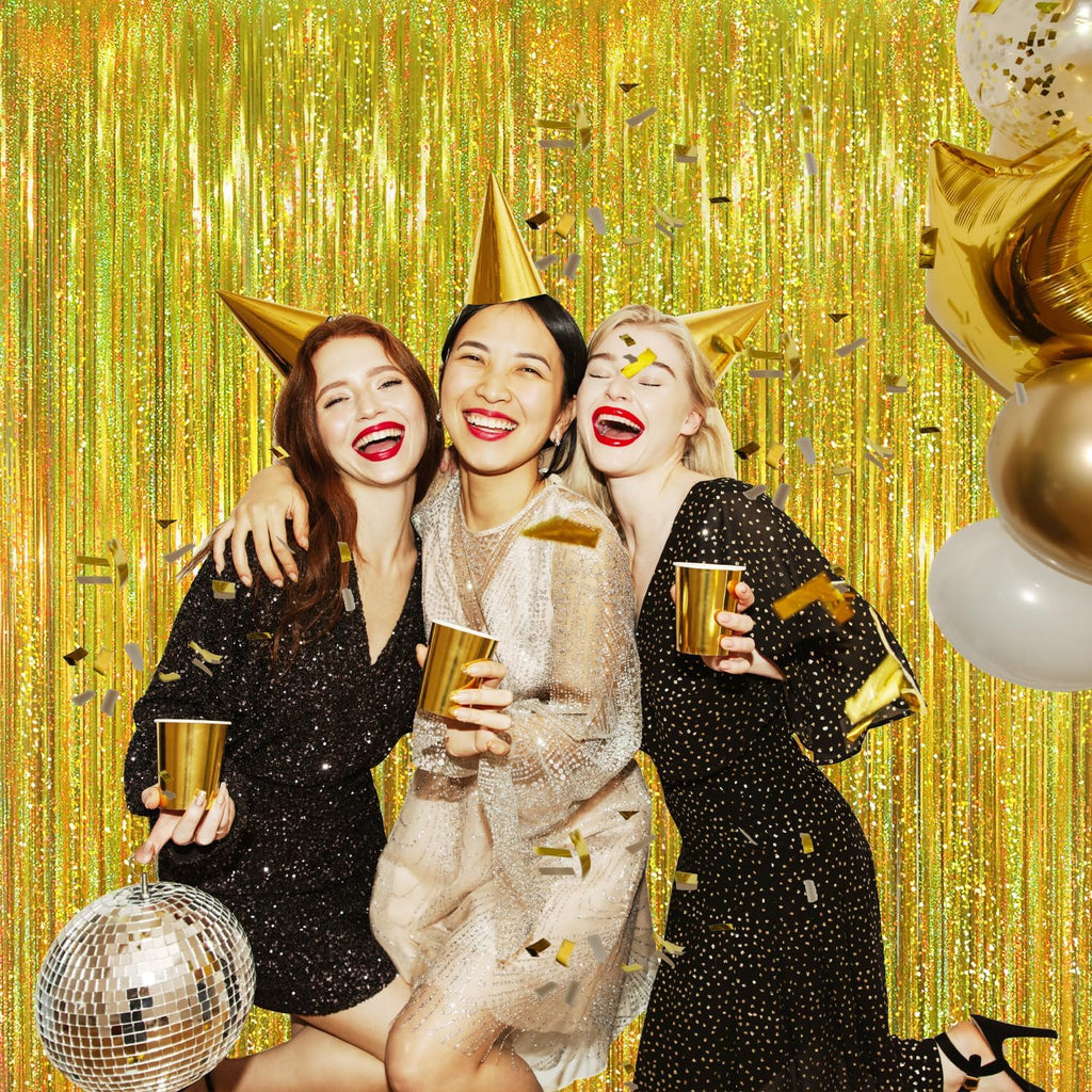 GOER 3.2 ft x 8.2 ft Metallic Tinsel Foil Fringe Curtains Party Photo Backdrop Party Streamers for Birthday,Graduation,New Year Eve Decorations Wedding Decor (1, Shiny Gold)