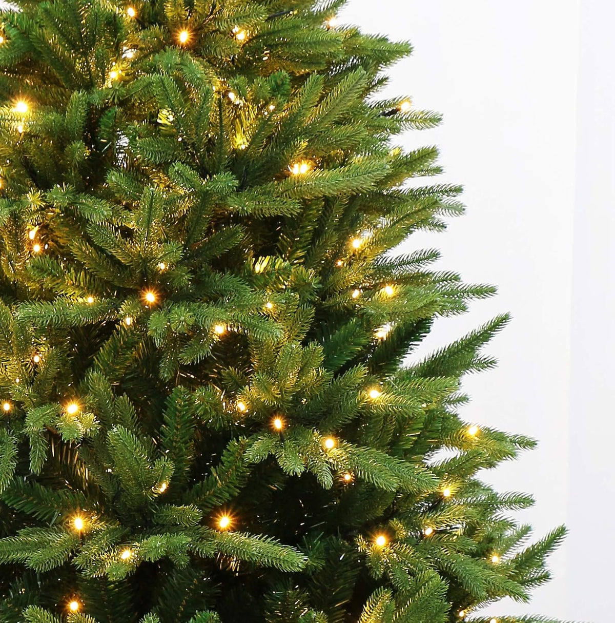 7 Foot Evergreen Valley Fraser Fir Christmas Tree (7ft Pre-lit)