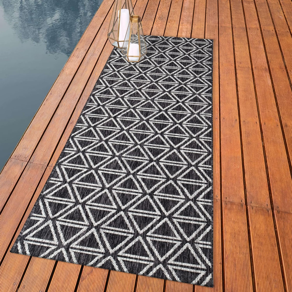 Keen Home Design Outdoor Runner Rug - 2x10 Washable Indoor/Outdoor Rug for Patio, Balcony, Kitchen, Garden, Beach, Deck and Porch. Size: 2'2" x 9'11"