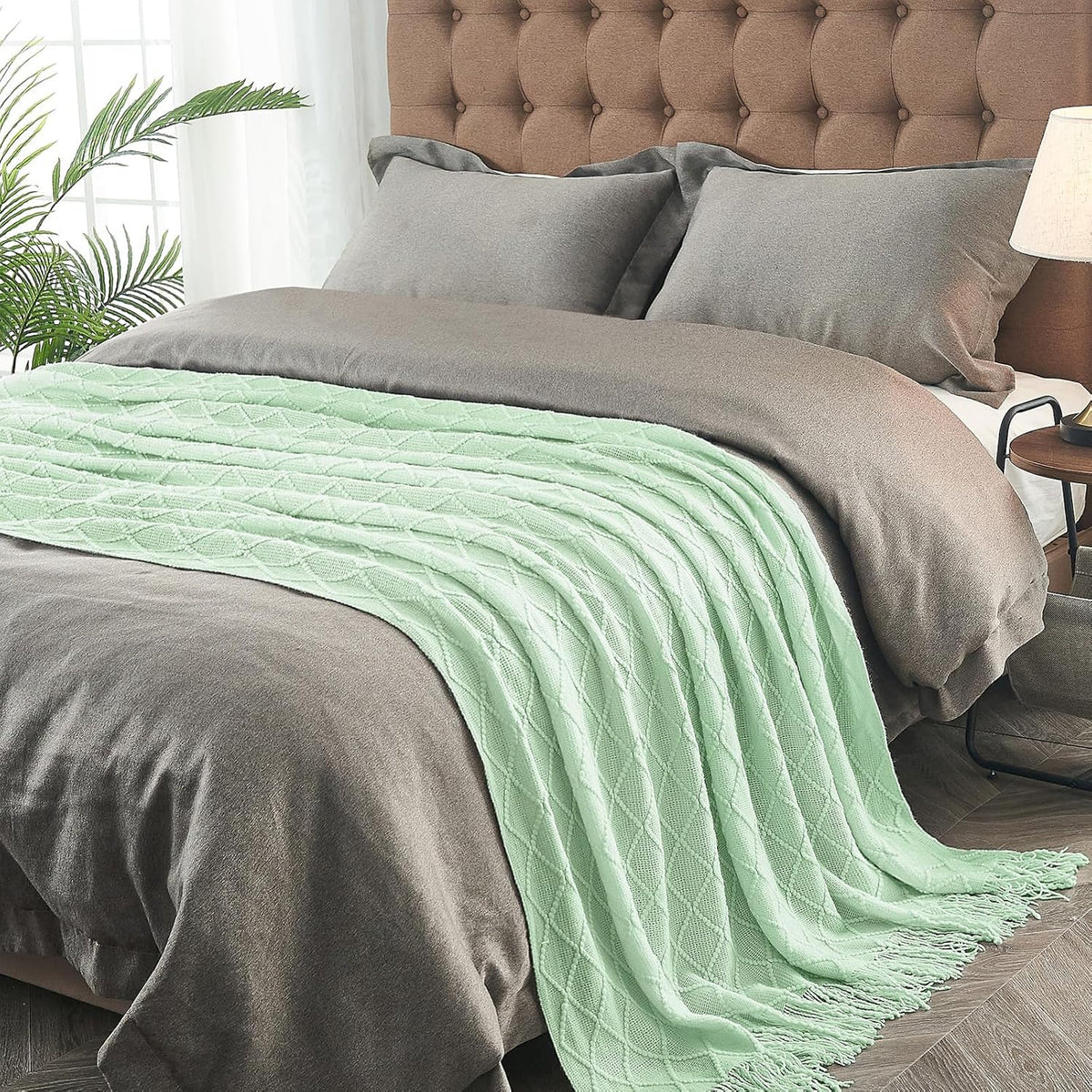 inhand Knitted Throw Blanket for Couch and Bed, Soft Living Room Home Decor Knitted Blanket with Tassel, Outdoor Lightweight Breathable Summer Blanket, Farmhouse Warm Woven Decorative, 50"x60"