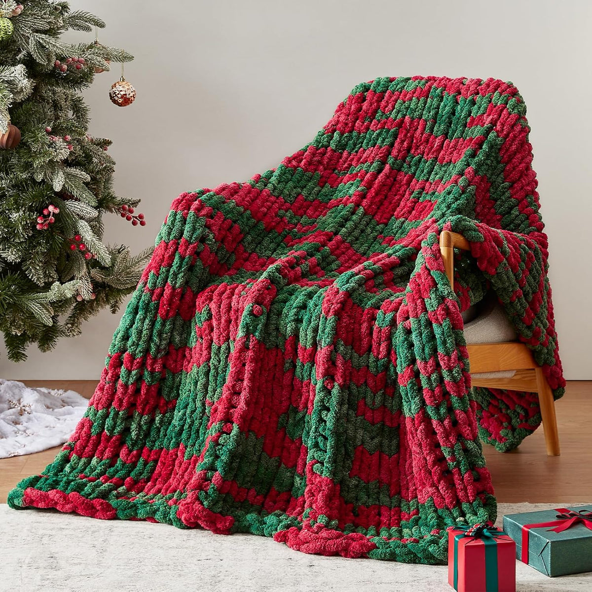 Chunky Knit Throw Blanket, 40''*50'' Knitted Throw Chenille Yarn for Bed Couch, Handmade Stripe Crochet Big Thick Blanket, Machine Washable Cute Comfy Blanket for Home Decor