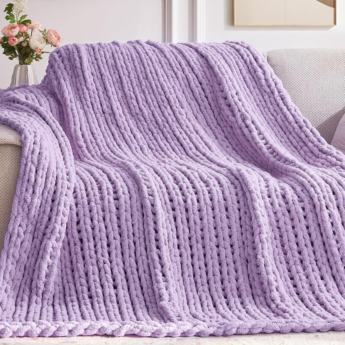 Chunky Knit Throw Blanket, 40''*50'' Knitted Throw Chenille Yarn for Bed Couch, Handmade Light Purple Crochet Big Thick Blanket, Machine Washable Cute Comfy Blanket for Home Decor