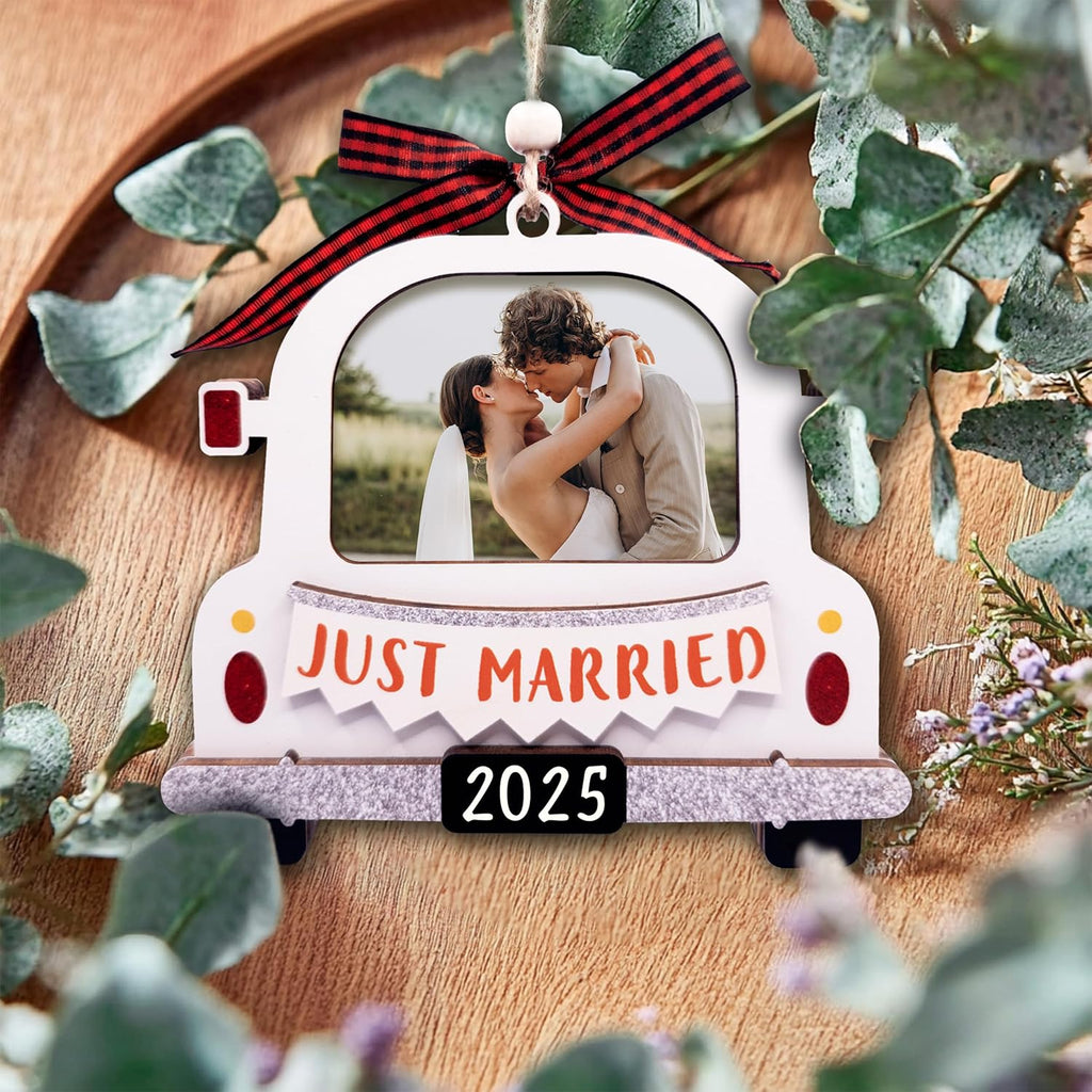 Christmas Photo Frame Ornament, 2025 Ornament, Wooden Picture Frame Ornaments With Hanging String (Just Married 2025)