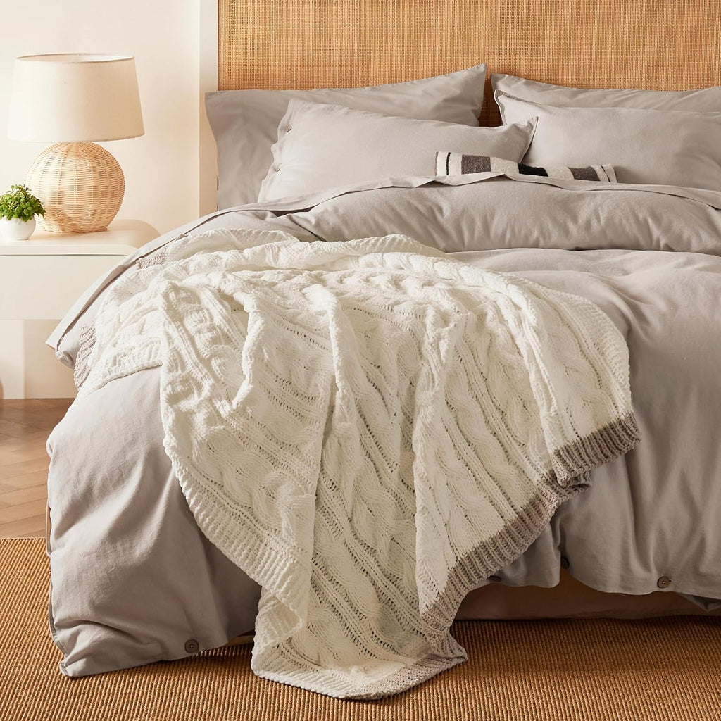 Bedsure Cable Knit Throw Blanket for Couch Bed - Breathable Chenille Chunky Knit Throw Blanket for Decorative Gift, GentleSoft Cozy and Warm for Winter and All Seasons, Cream, 50x60 Inches