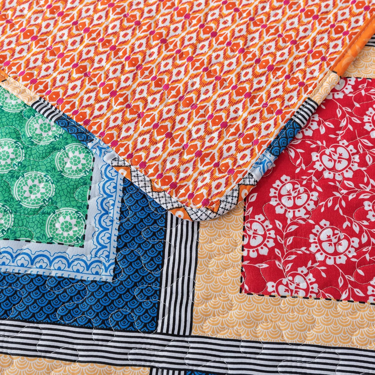 NEWLAKE Quilt Bedspread Sets - Bohemian Farmhouse Pattern Reversible Coverlet Set, King Size