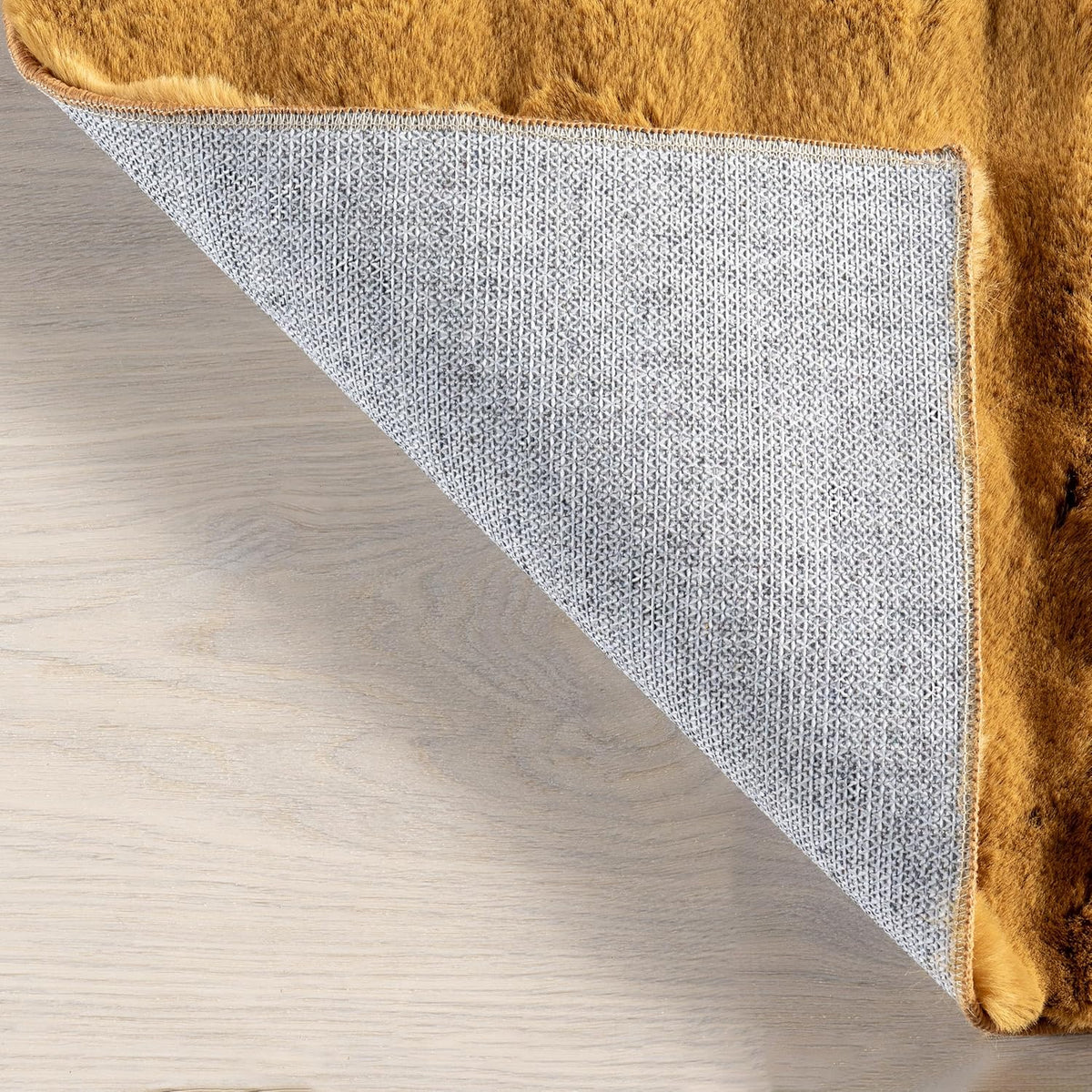 nuLOOM Jeni Checkered 3'9" x 6' Machine Washable Area Rug for Living Room Bedroom Dining Room Kitchen, Gold