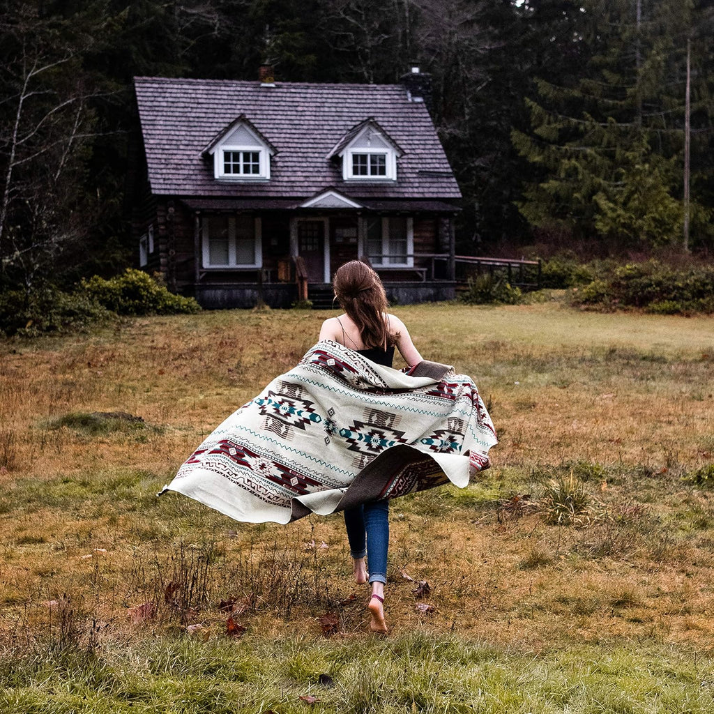 Inca Aztec Throw, Queen, King Blanket | Southwest Indian Navajo Boho Style | Native Cover for Camping, Bedding, Couch, Vanlife | Faux Alpaca, Lightweight, Hypoallergenic (Chimborazo Beige, Queen)