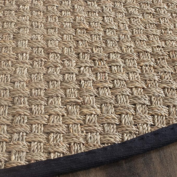 SAFAVIEH Area Rug 7' Round - Image 5